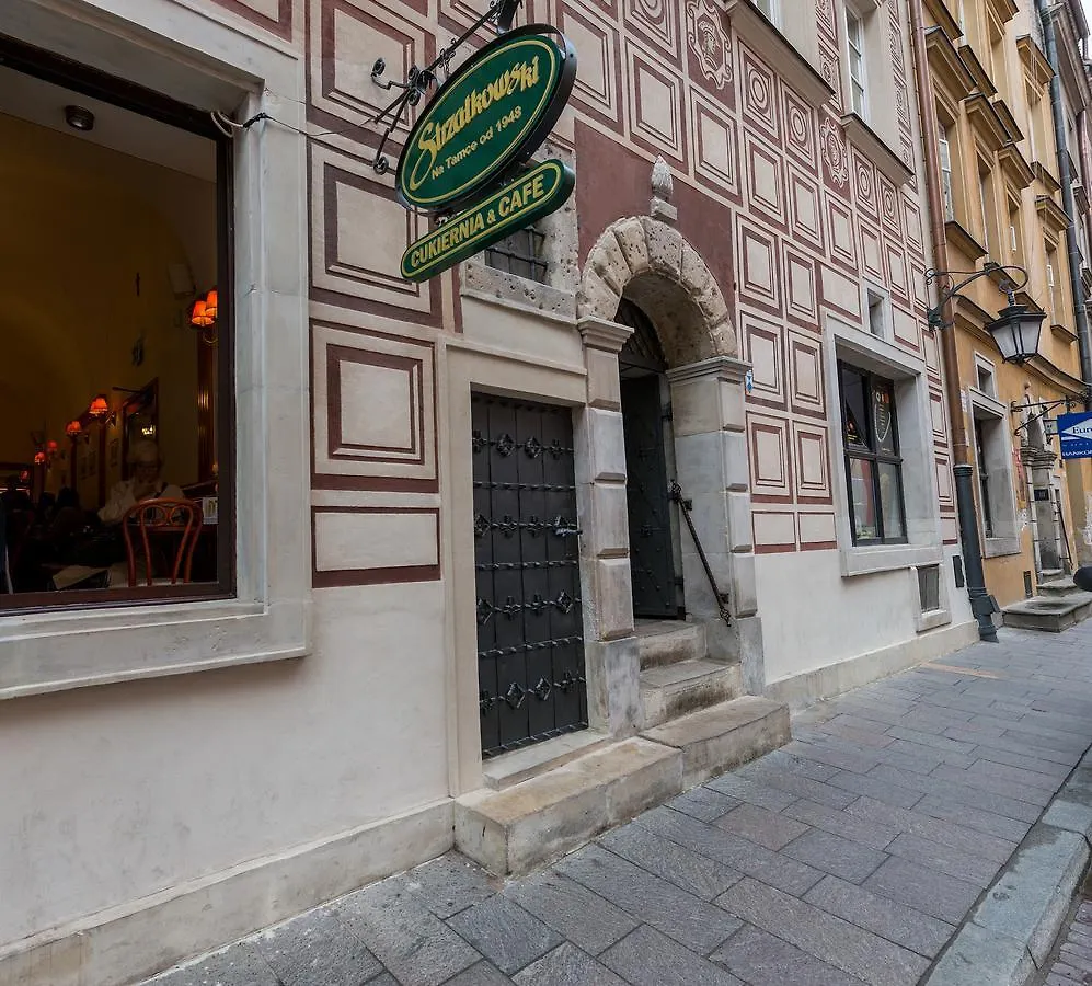 P&O Serviced Apartments Swietojanska Warsaw Poland